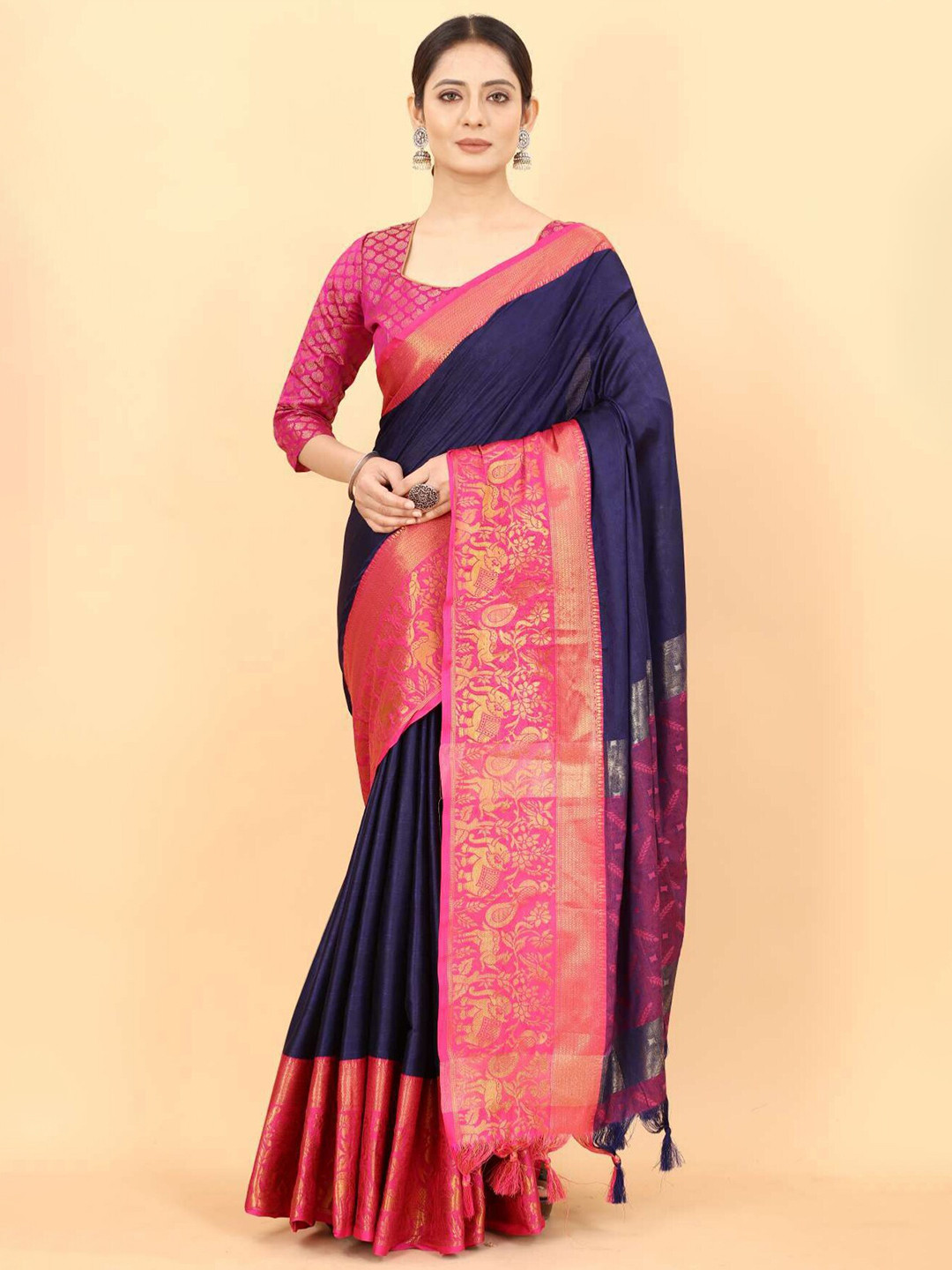 

VASTRAME Zari Pure Silk Saree, Navy blue