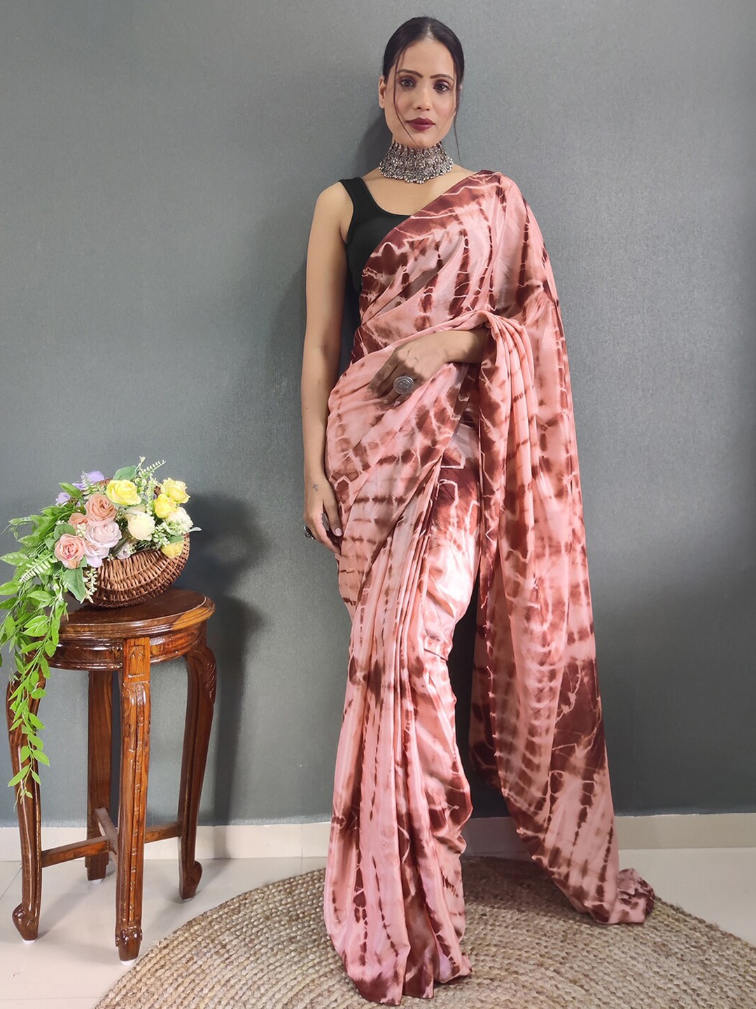

Satrani Tie and Dye Dyed Poly Chiffon Ready to Wear Saree, Peach