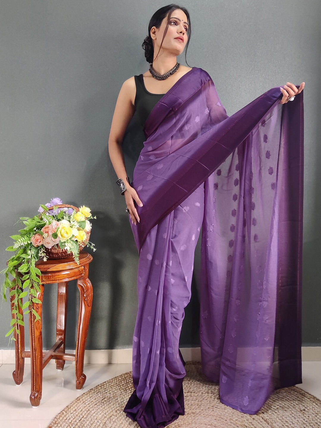 

Satrani Zari Poly Georgette Ready to Wear Saree, Lavender