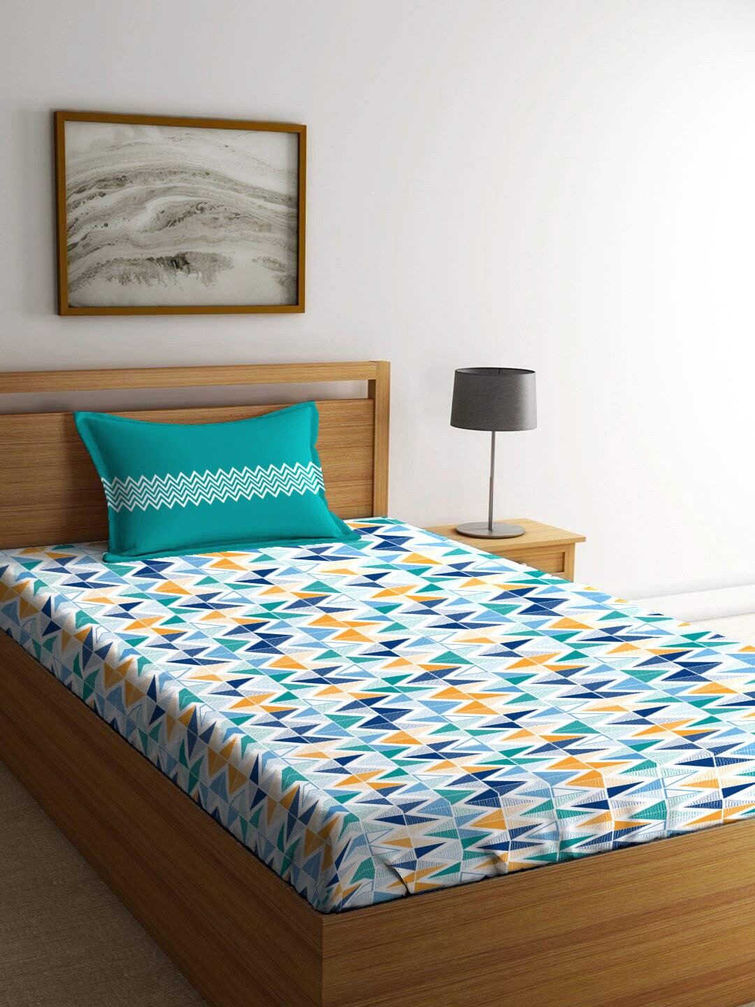 

MYTRIDENT Trippy Triangle Blue Urban Comfort Flat 144TC Single Cotton Bedsheet Set