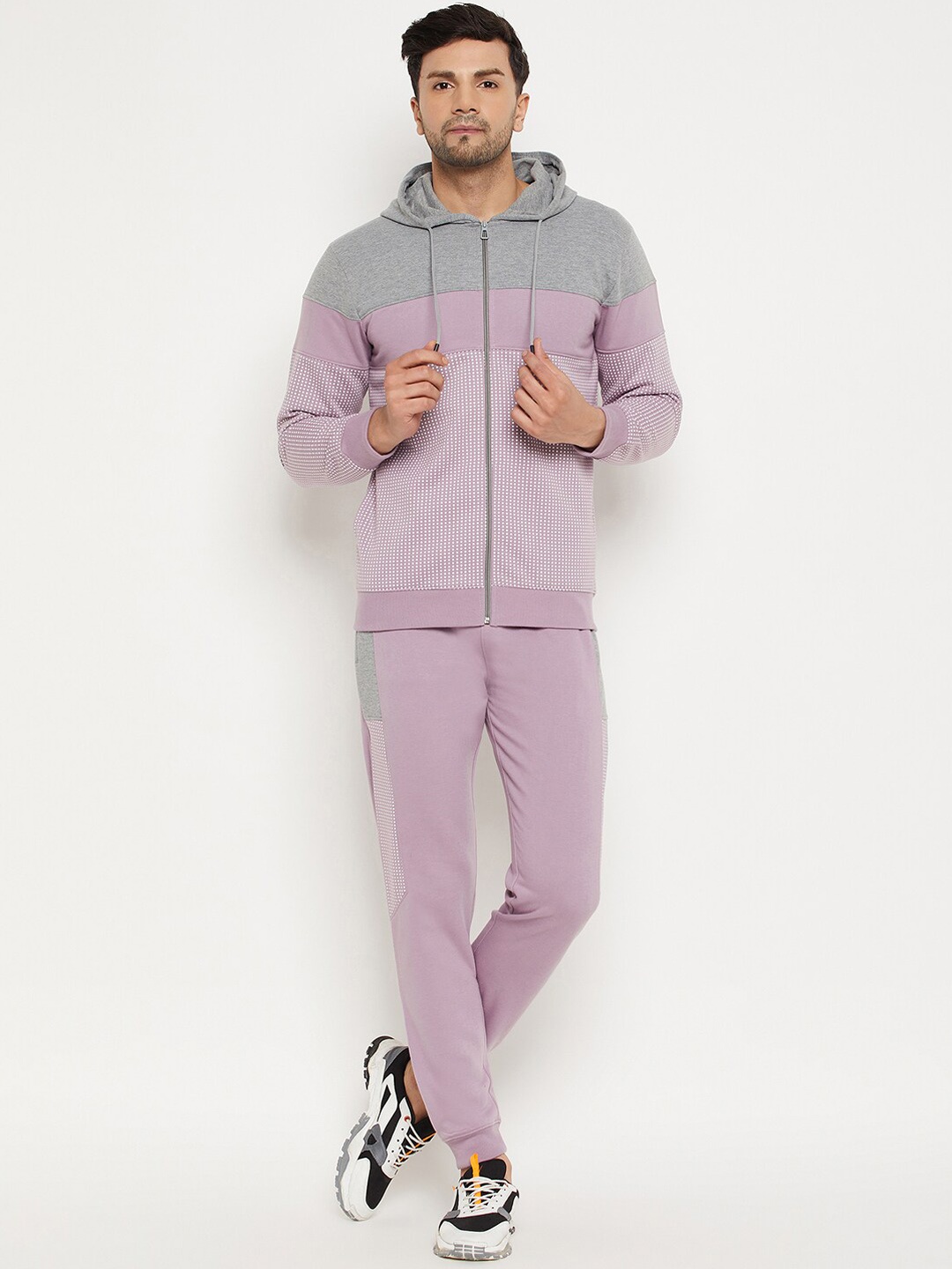 

WILD WEST Colourblocked Hooded Neck Long Sleeves Cotton & Fleece Tracksuit, Lavender
