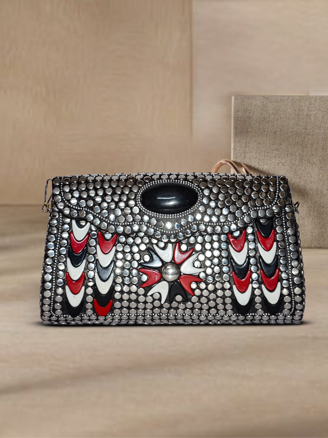 

ARTFLYCK Embellished Metal Box Clutch, Silver