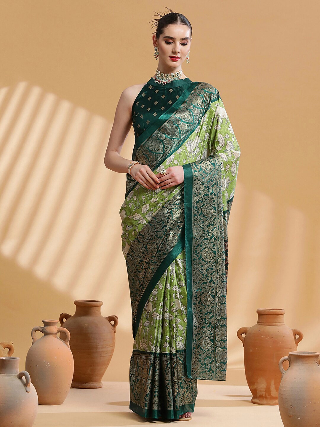 

Saree mall Green & White Kalamkari Printed Zari Bagh Saree