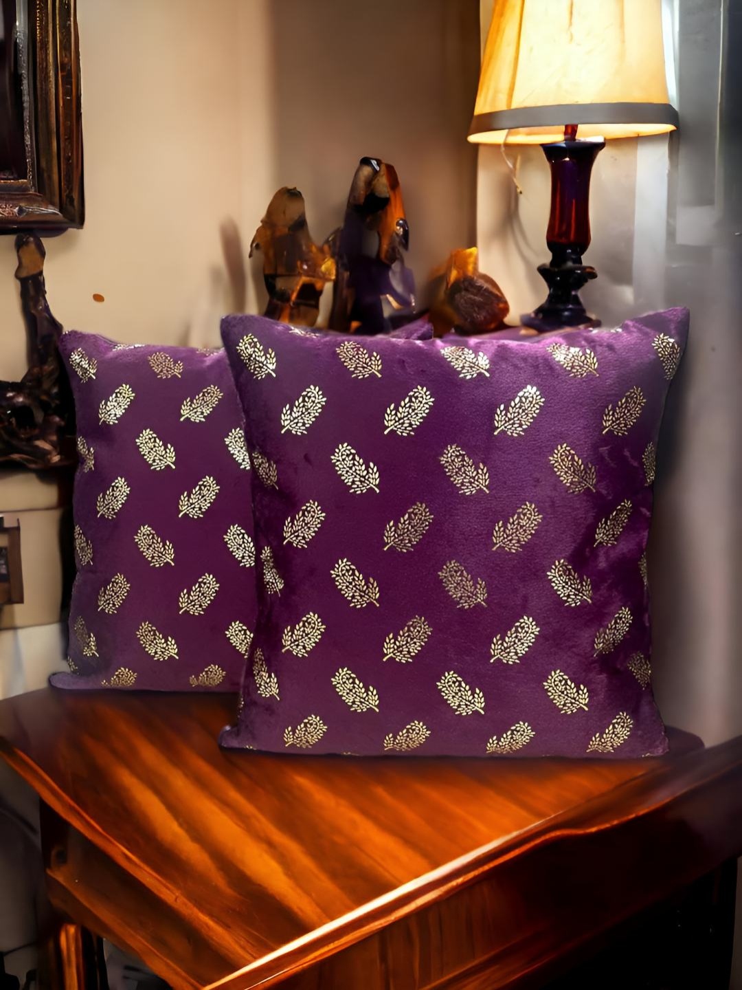 

CASA-NEST Purple & Gold-Toned 2 Pieces Floral Square Cushion Covers