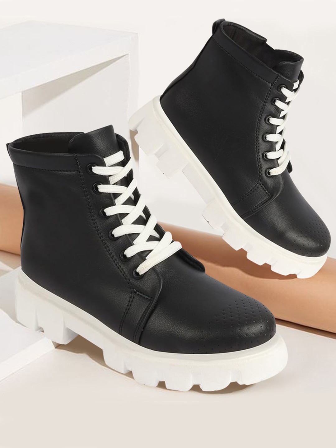 

FAUSTO Women Mid Top Platform Heeled Chunky Boots, Black