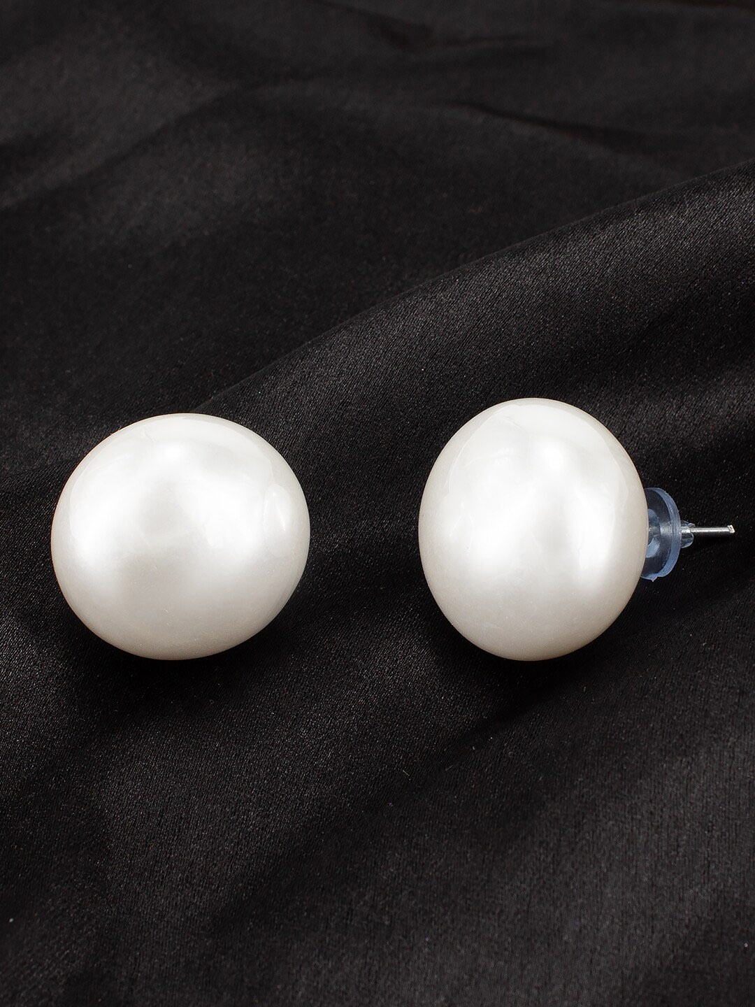 

PRIVIU Spherical Studs Earrings, White