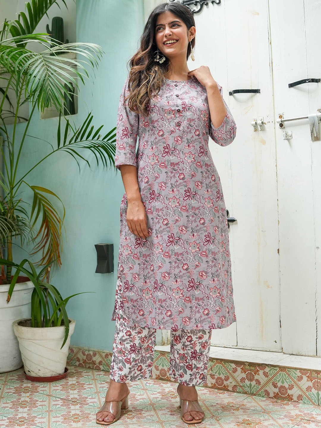 

KIDPORIUM Ethnic Motifs Printed Straight Kurta with Trouser, Grey