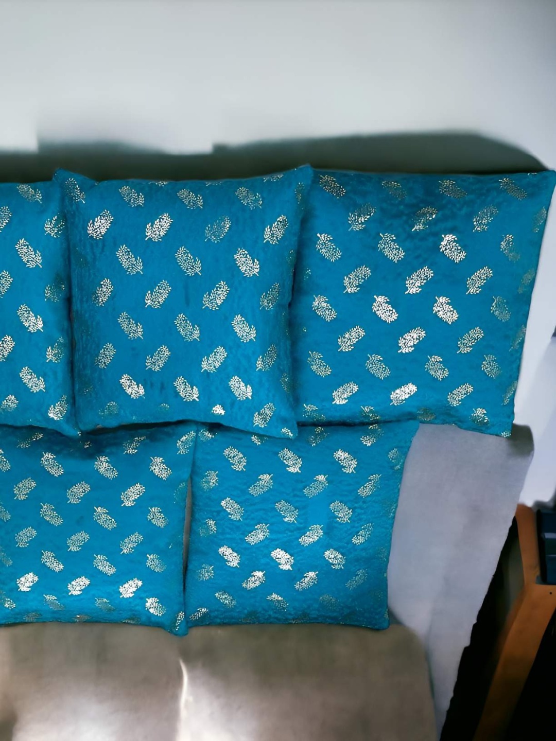 

CASA-NEST Navy Blue 5 Pieces Printed Cushion Covers
