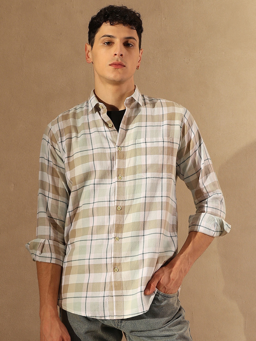 

DENNISON Spread Collar Checked Casual Shirt, White