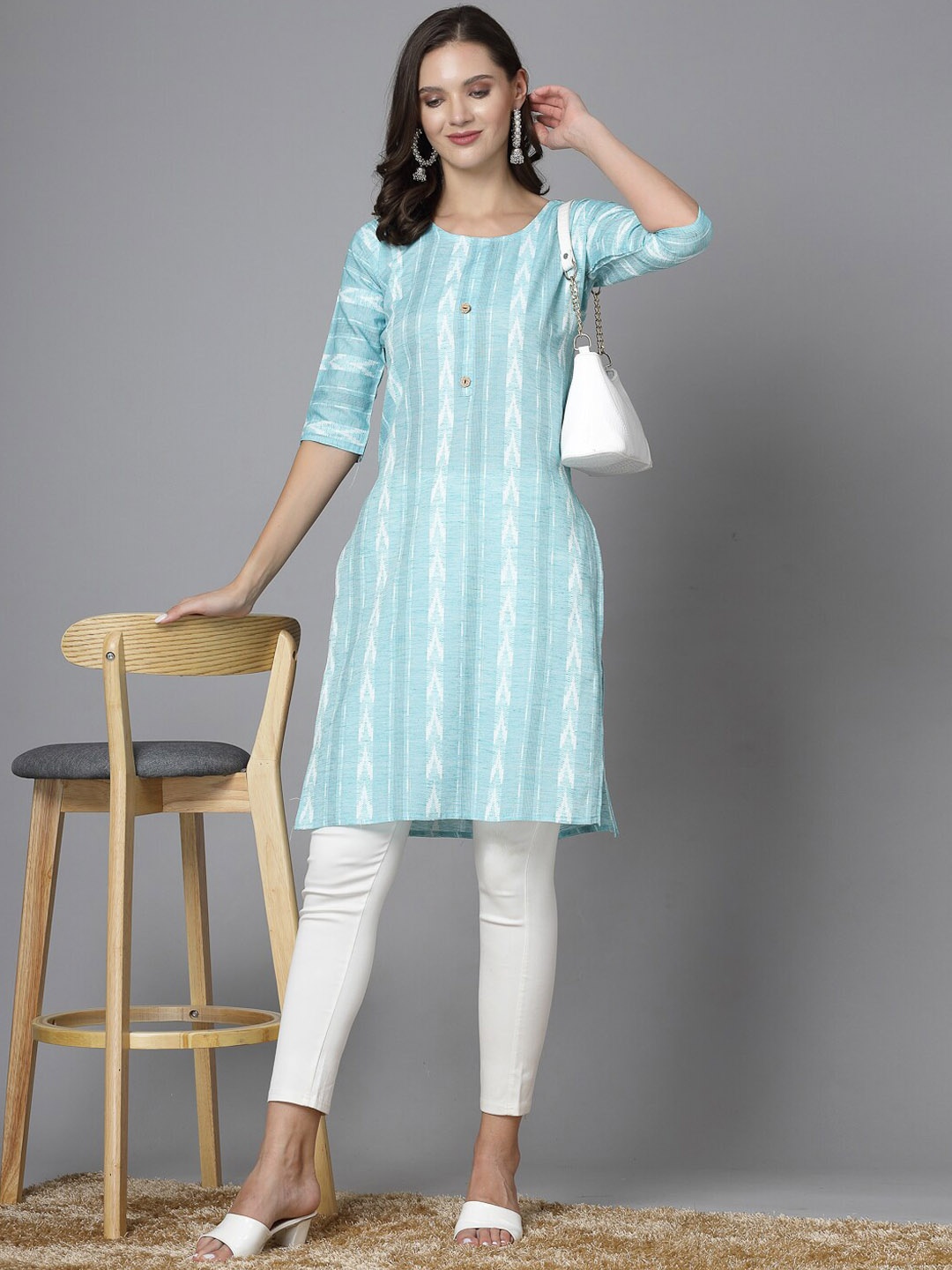 

KALINI Striped Round Neck Straight Kurta, Blue