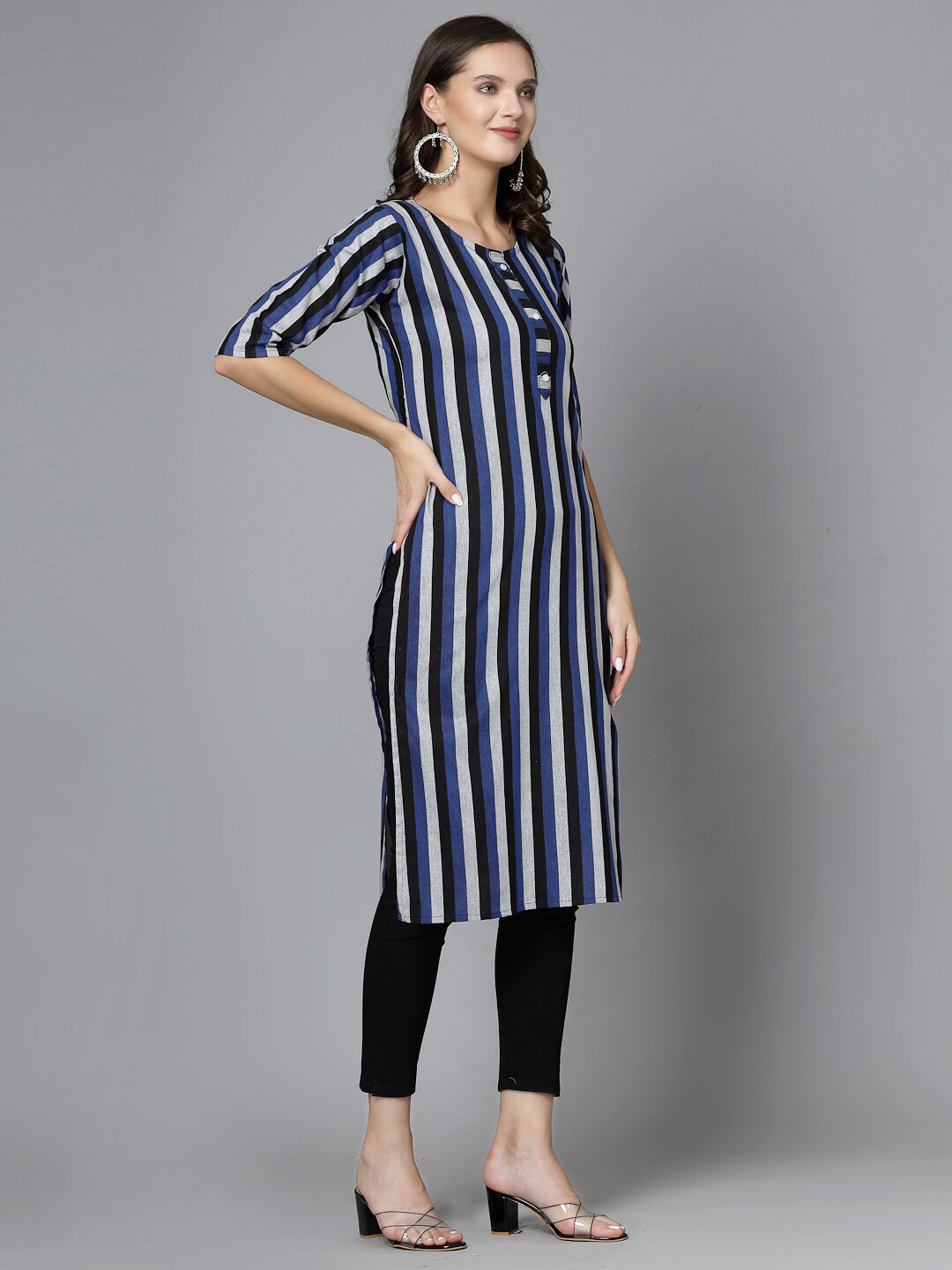 

KALINI Striped Mandarin Collar Full Sleeves Cotton A-Line Kurta, Blue
