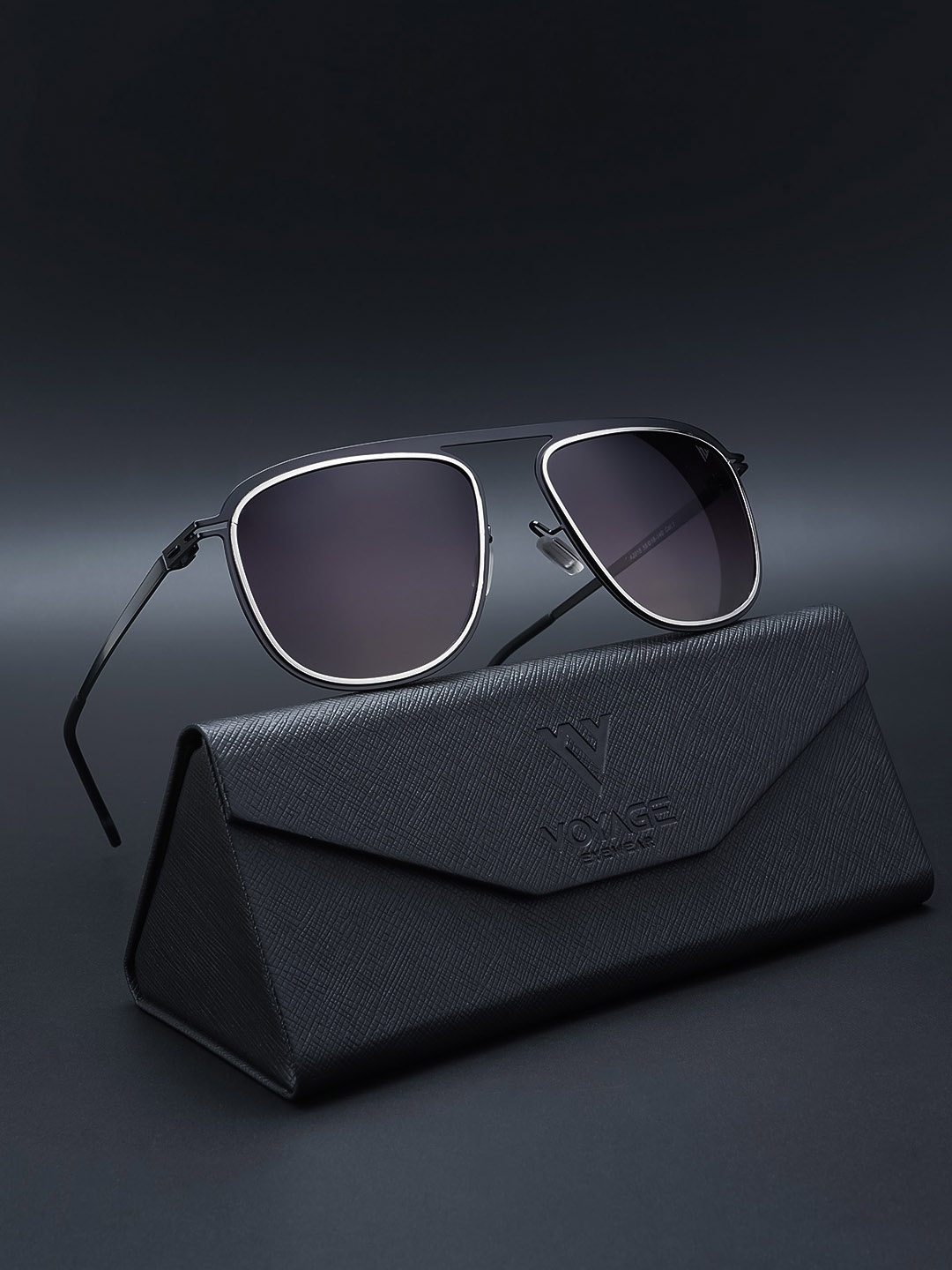 

Voyage Unisex Brown Lens & Black Wayfarer Sunglasses with Polarised and UV Protected Lens