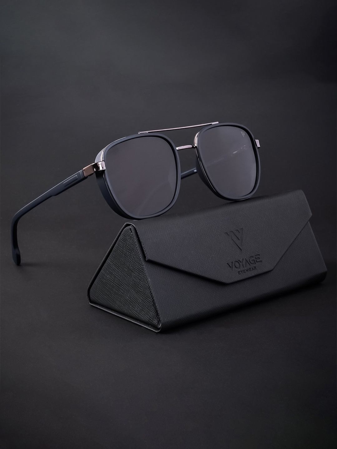 

Voyage Unisex Wayfarer Sunglasses with Polarised and UV Protected Lens TR8023PMG4441Z, Black