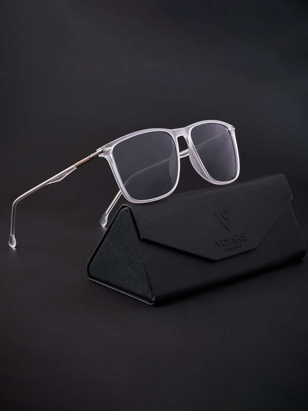 

Voyage Unisex Wayfarer Sunglasses With Polarised and UV Protected Lens TR8072PMG4303Z, Black