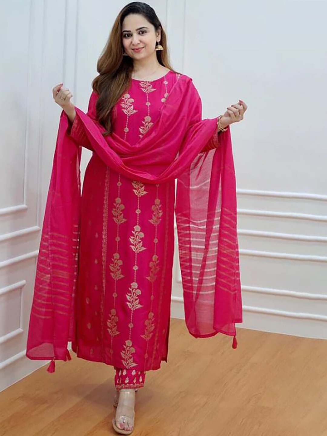 

KALINI Floral Printed Kurta with Palazzos Dupatta, Pink