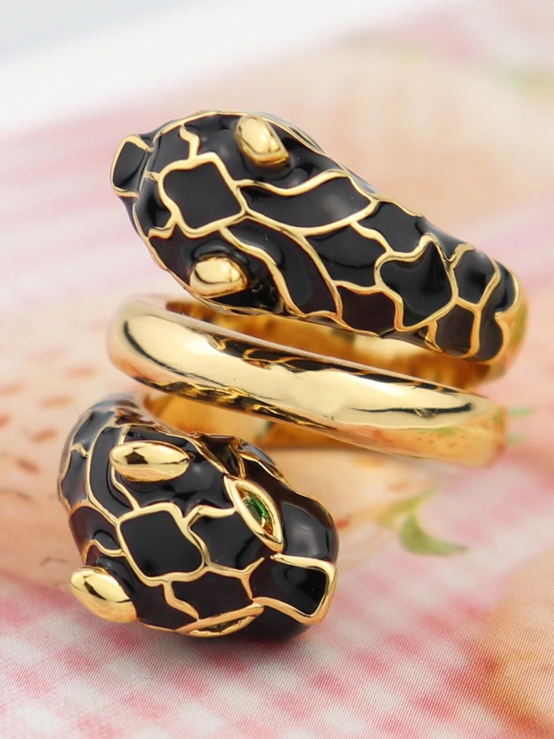 

ZIVOM 18KT Gold-Plated Enameled Panther Finger Ring