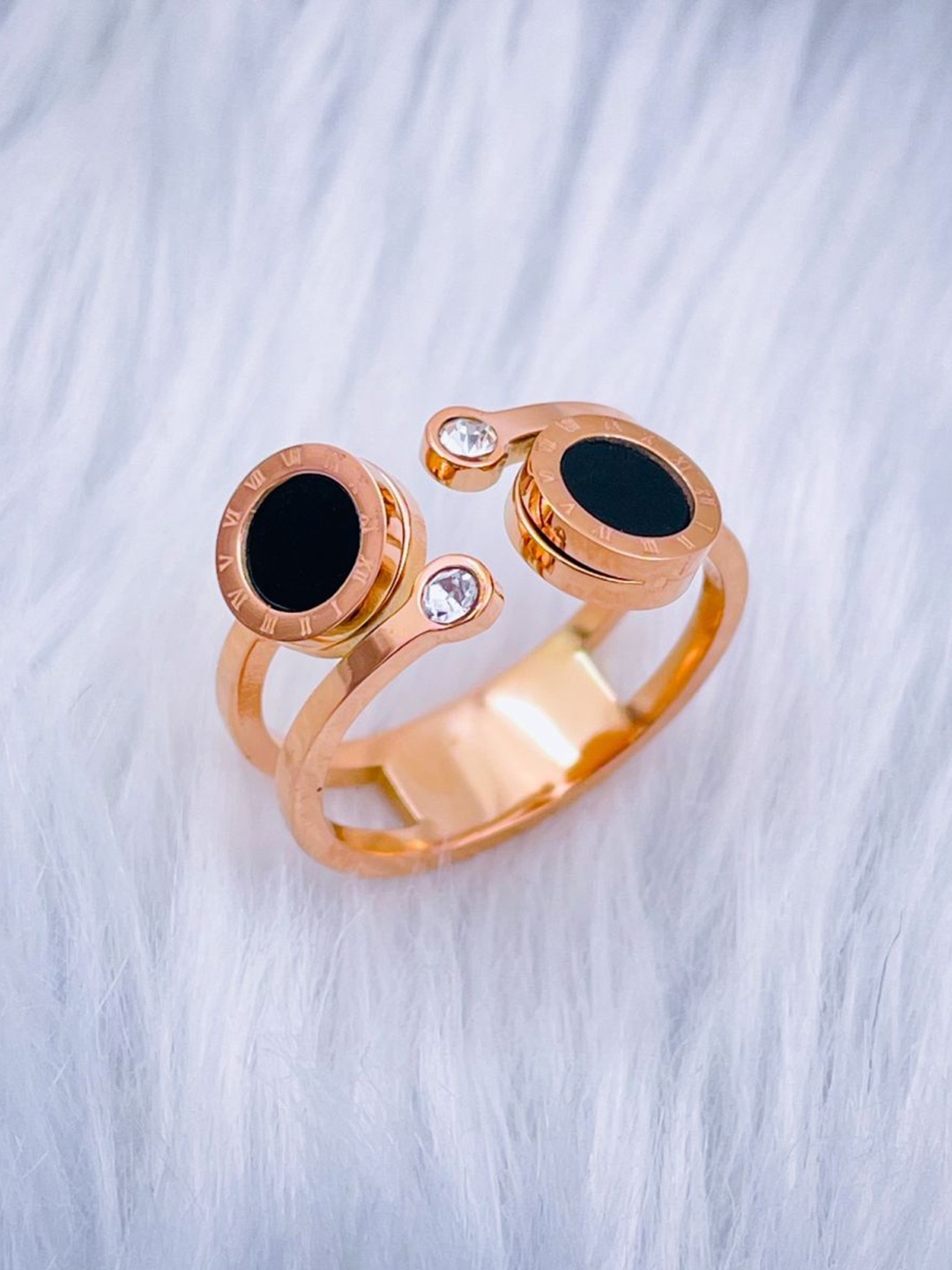 

ZIVOM Rose Gold-Plated CZ-Stone Studded Double Circle Design Finger Ring