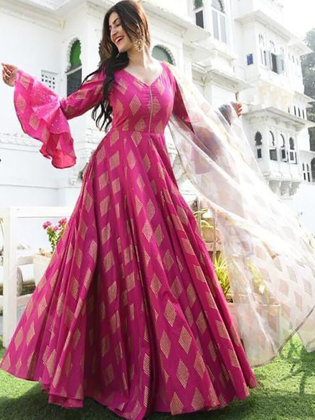 

KALINI Geometric Printed Bell Sleeves V-neck Maxi Ethnic Dress with Dupatta, Pink