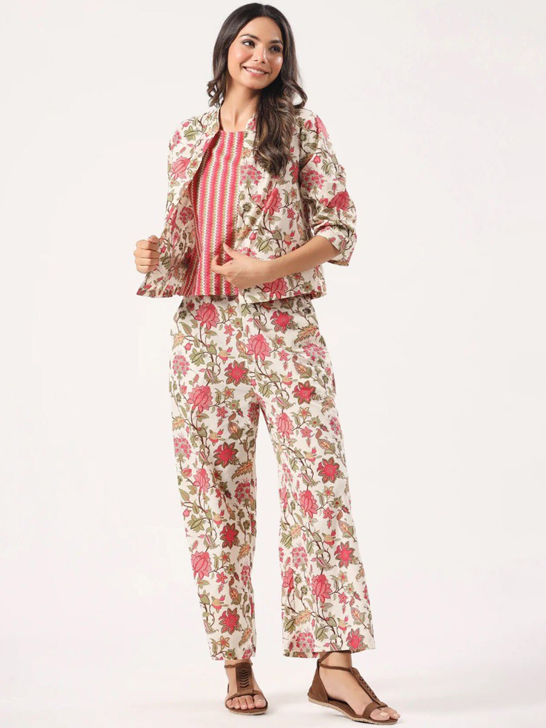 

ISHA TRADE Floral Printed Crop Top With Trouser And Jacket, Off white