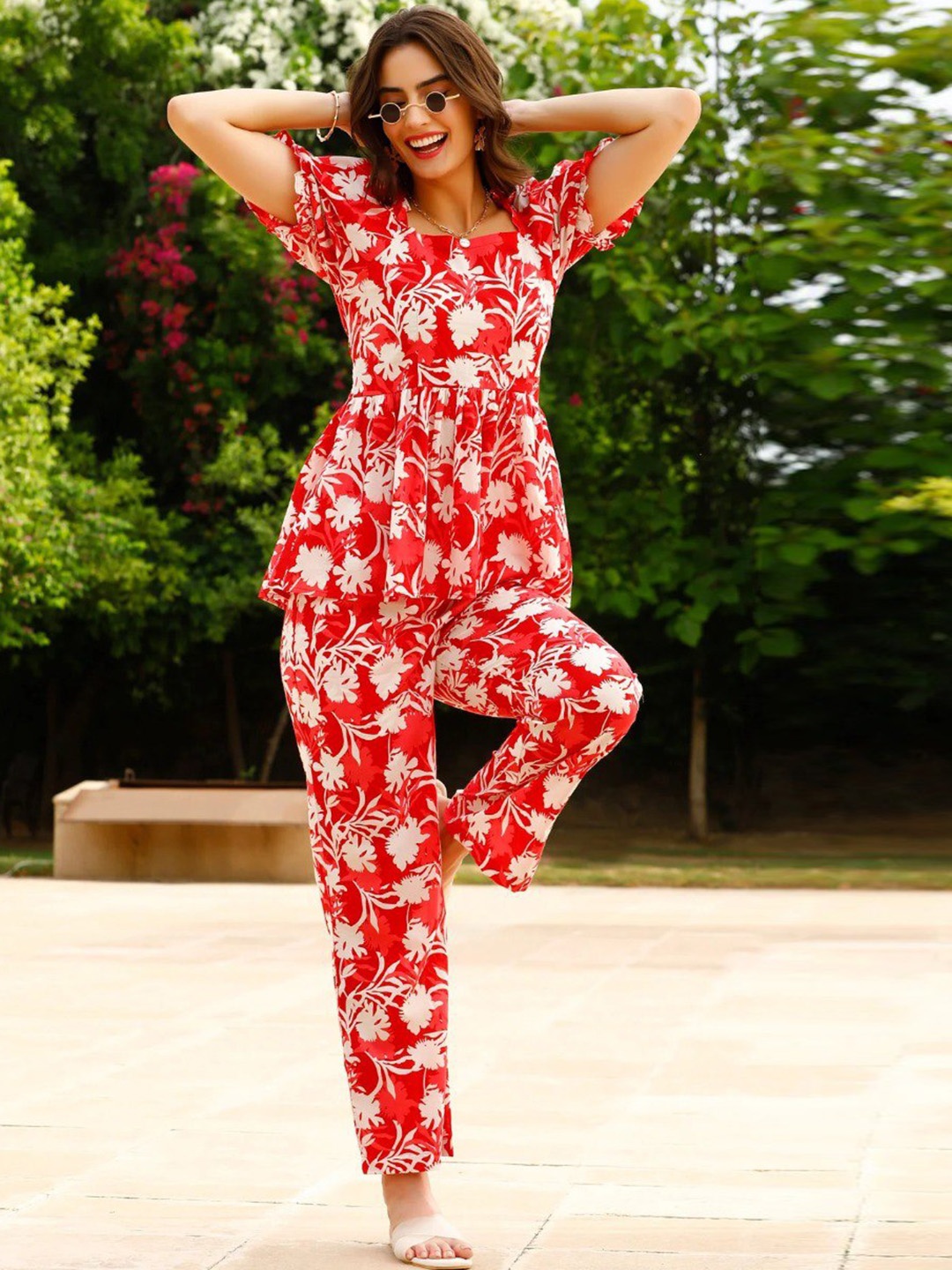 

ISHA TRADE Printed Top With Trouser, Red