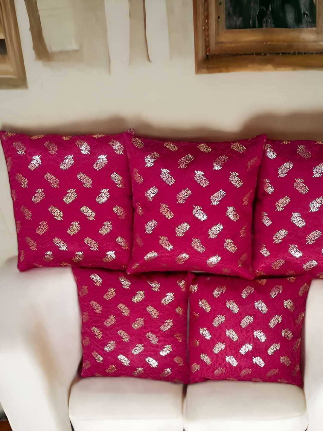 

CASA-NEST Red & Gold-Toned 5 Pieces Floral Square Cushion Covers