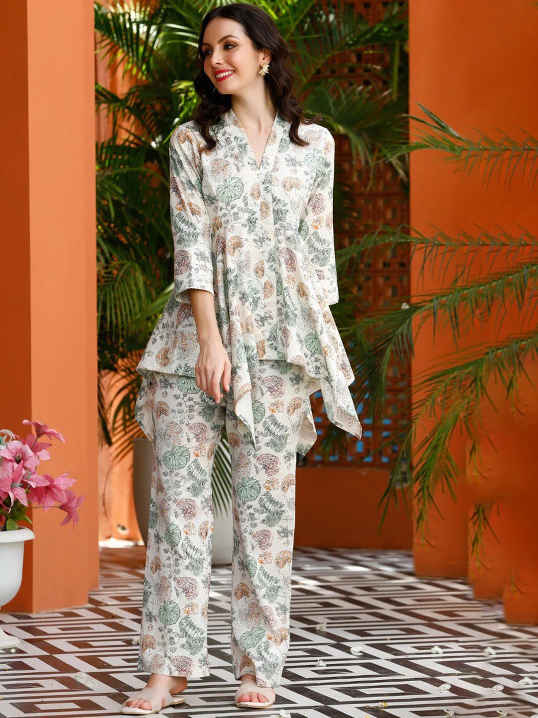 

ISHA TRADE Floral Printed Tunic With Trouser, Cream