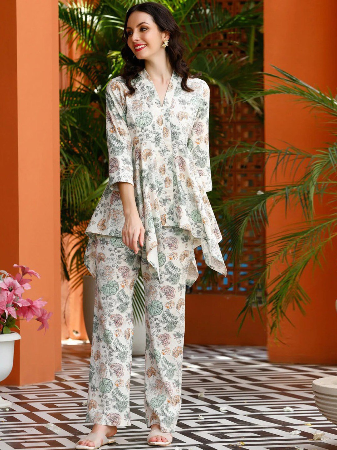 

ISHA TRADE Floral Printed Tunic With Trouser, Cream