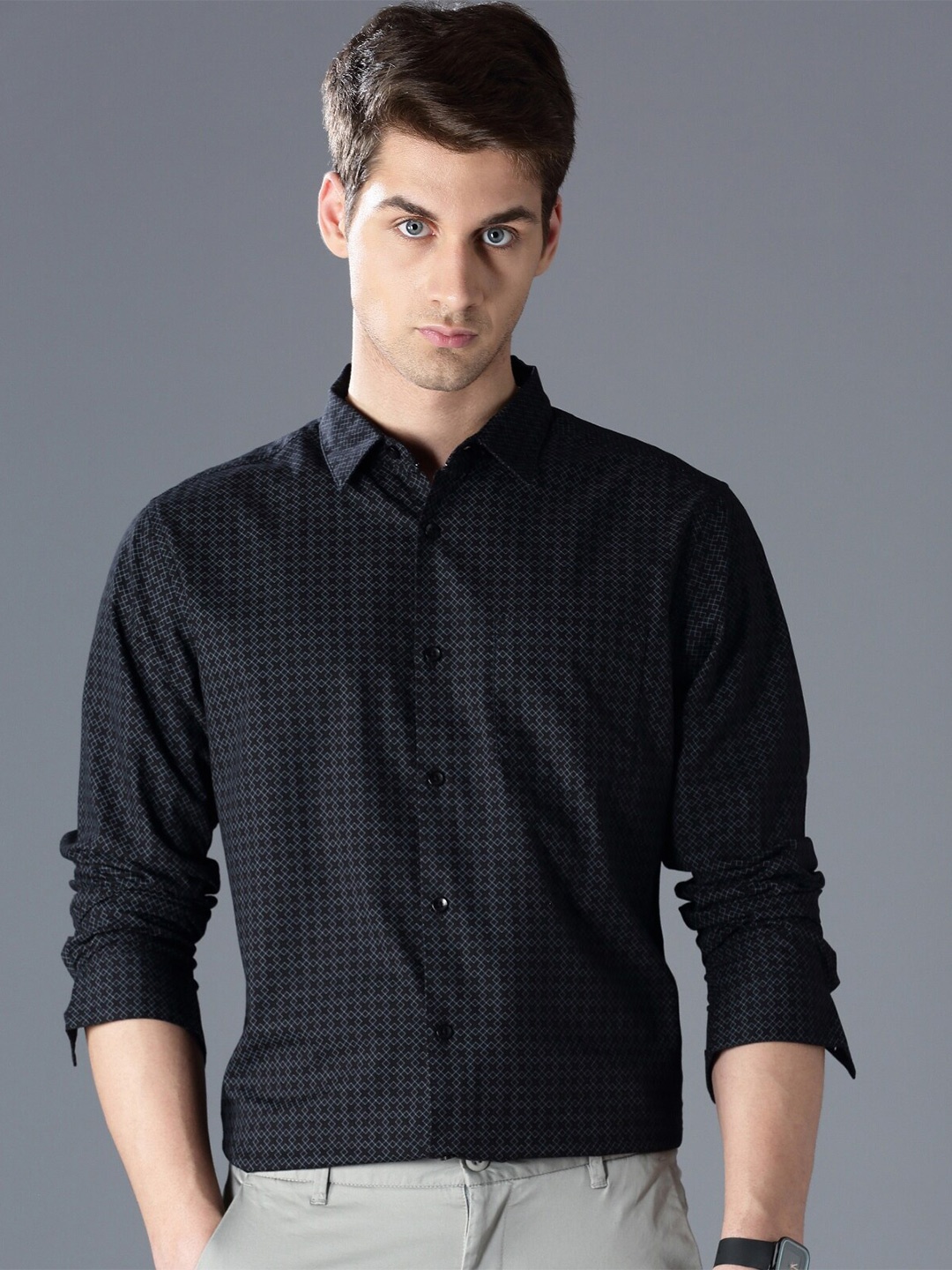 

British Club Standard Slim Fit Geometric Printed Cotton Casual Shirt, Black