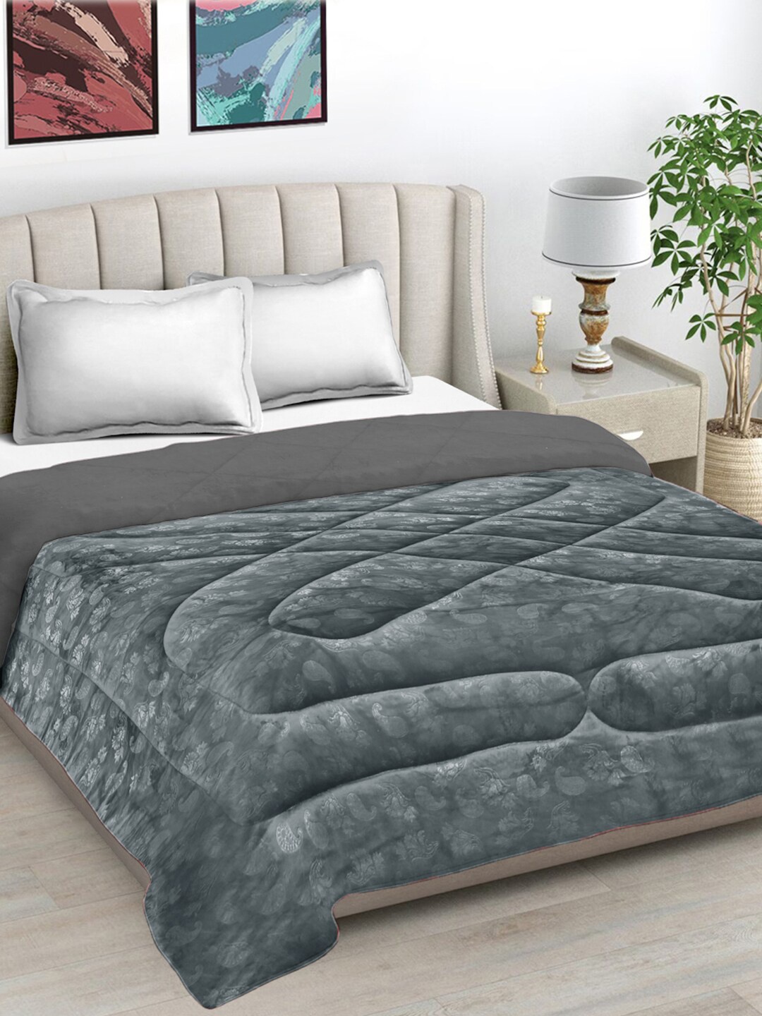 

FABINALIV Grey Floral Woollen 950 GSM Heavy Winter Double Bed Quilt