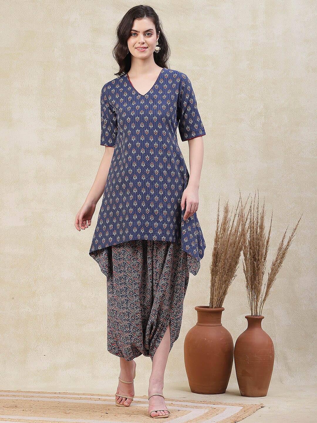 

FASHOR Ethnic Paisley Printed V Neck Cotton A-Line High Low Kurta With Harem Pants, Blue
