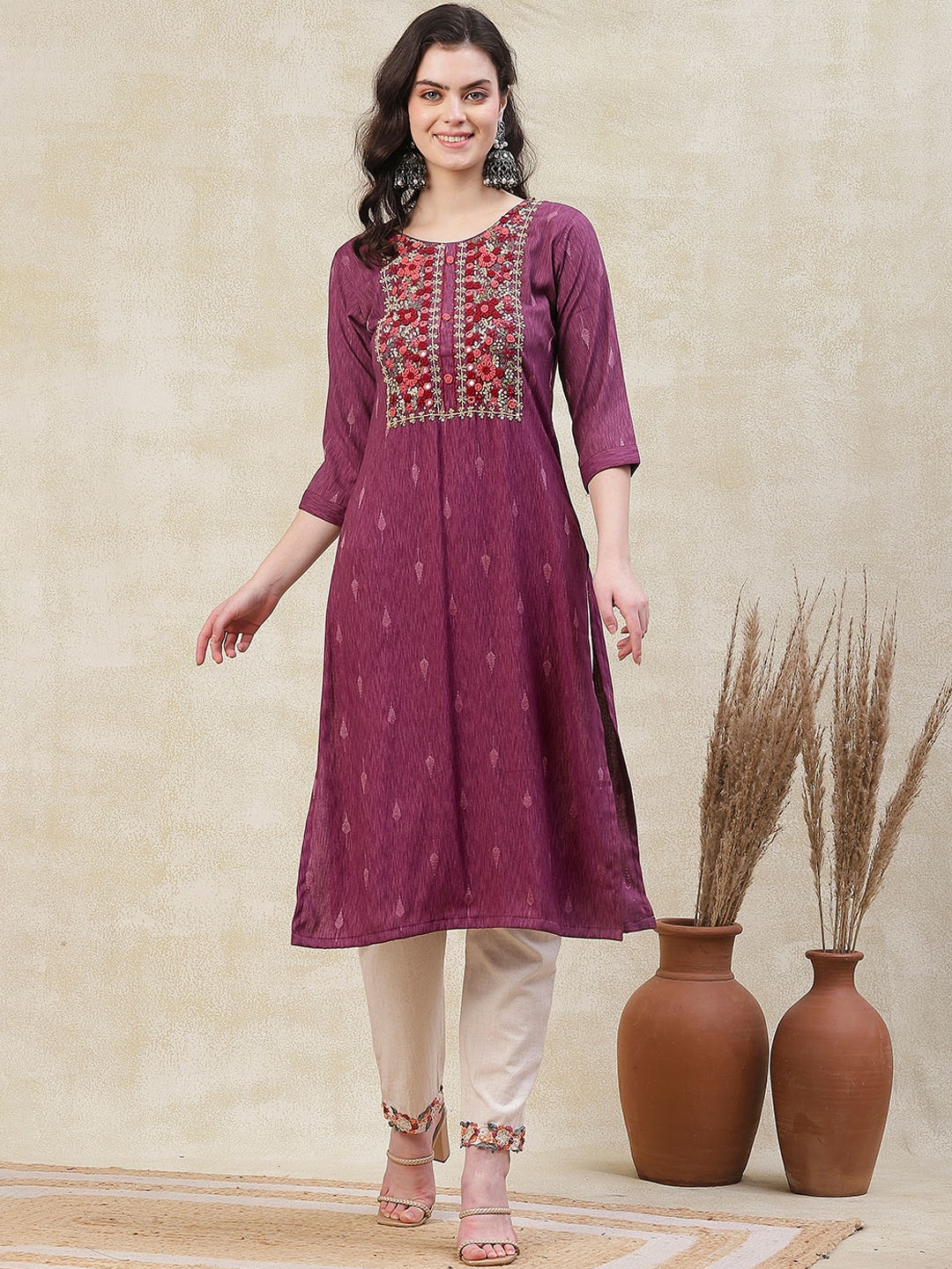 

FASHOR Abstract Woven Design Round Neck Mirror Work Dobby Weave Kurta, Mauve