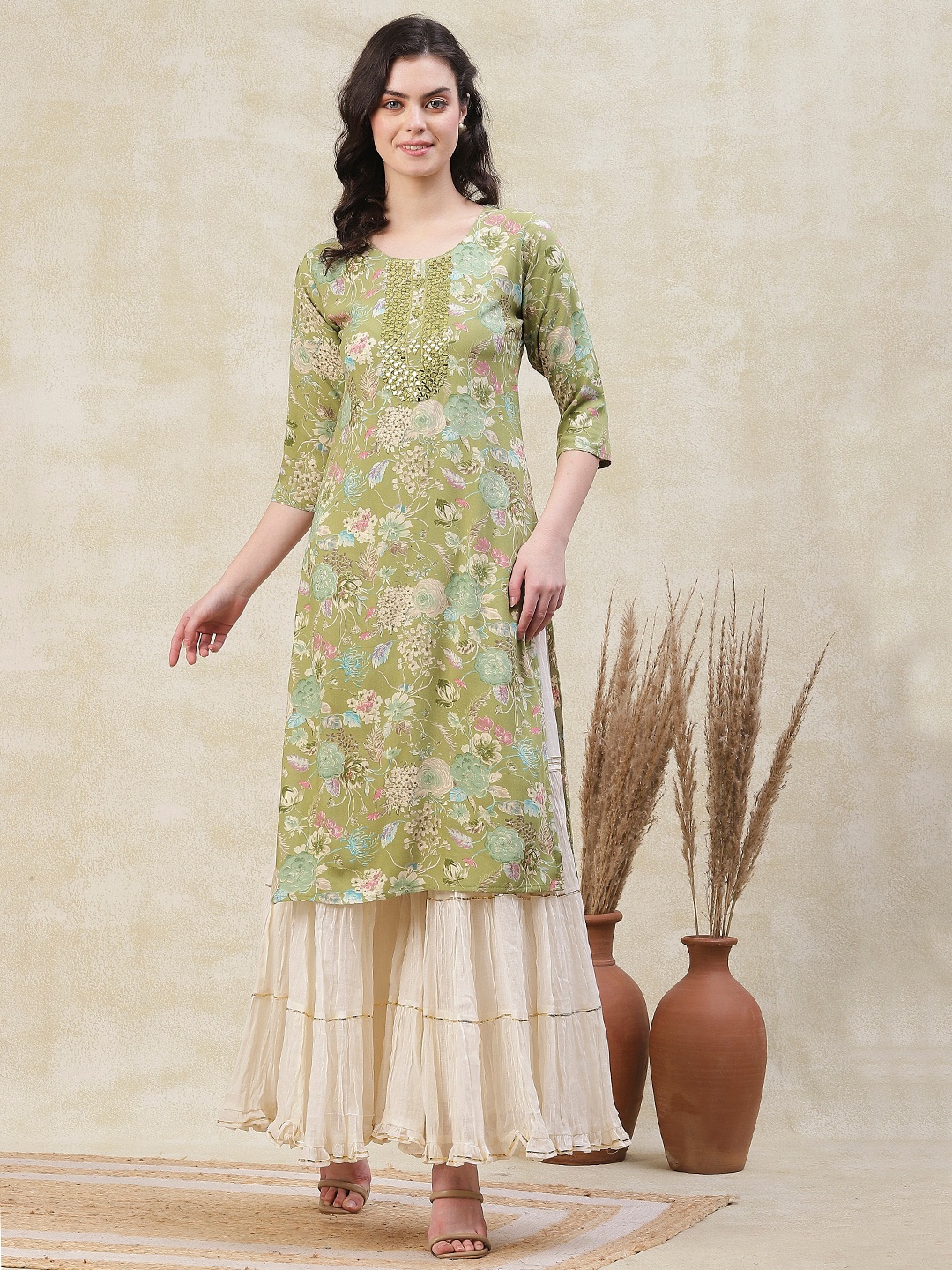 

FASHOR Floral Printed Round Neck Three Quarter Mirror Work Straight Kurta, Green
