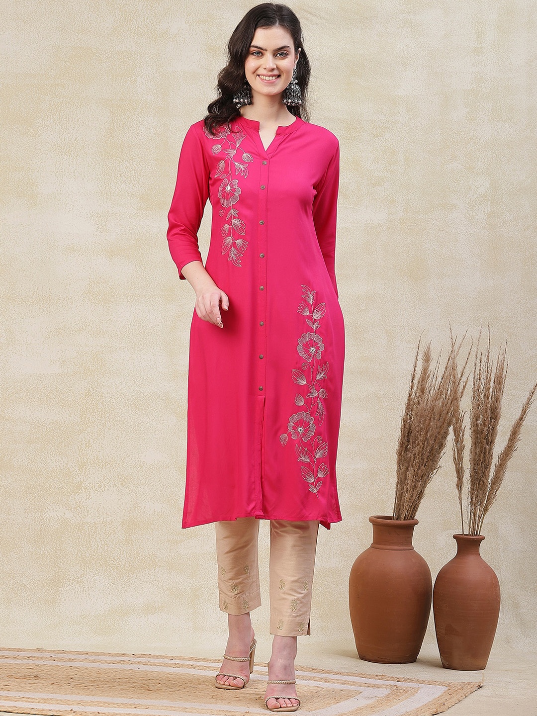 

FASHOR Floral Embroidered Thread Work Round Neck A-Line Kurta, Pink