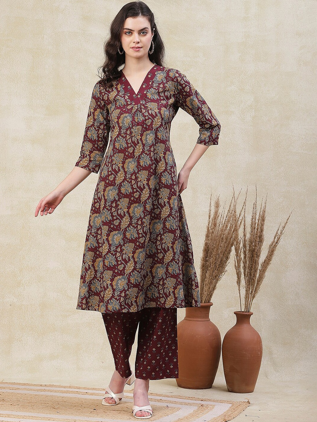 

FASHOR Floral Printed Pleated Pure Cotton Kurta with Palazzos, Maroon
