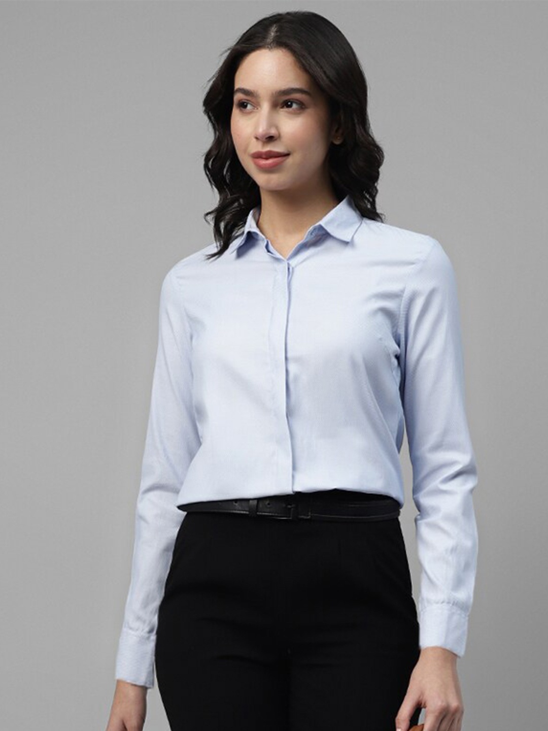 

English Navy Spread Collar Standard Formal Shirt, Blue