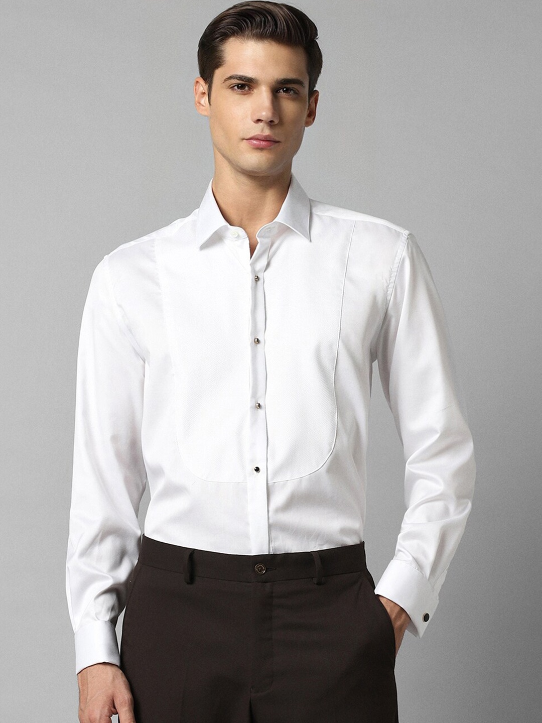 

Luxure by Louis Philippe Spread Collar Cotton Formal Shirt, White