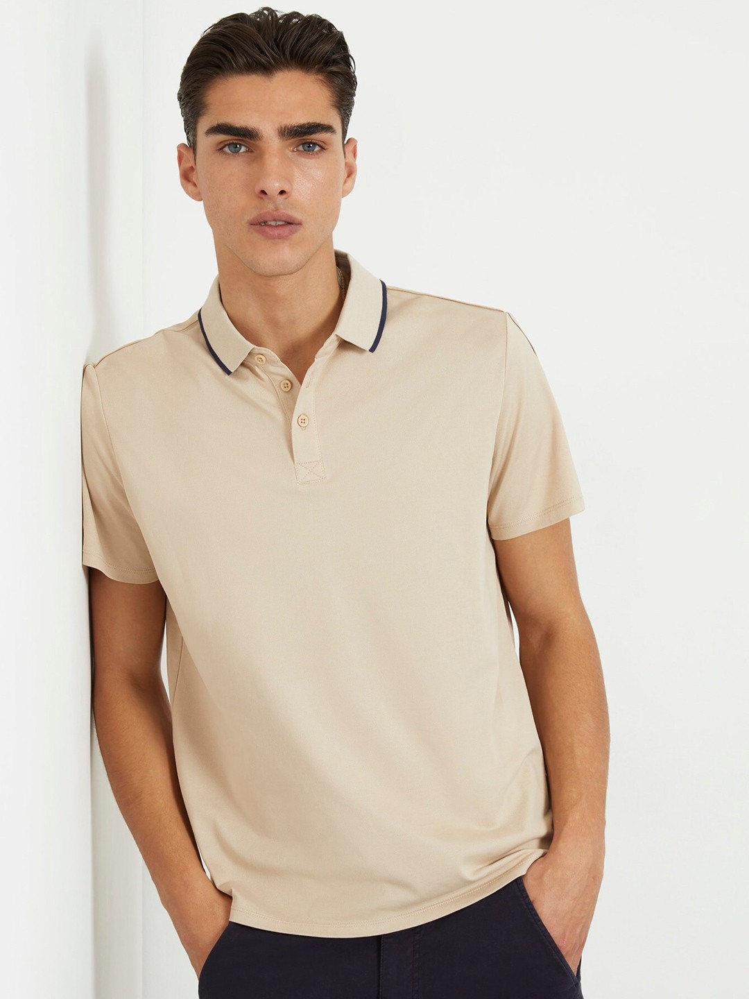 

GUESS Polo Collar T-shirt, Beige