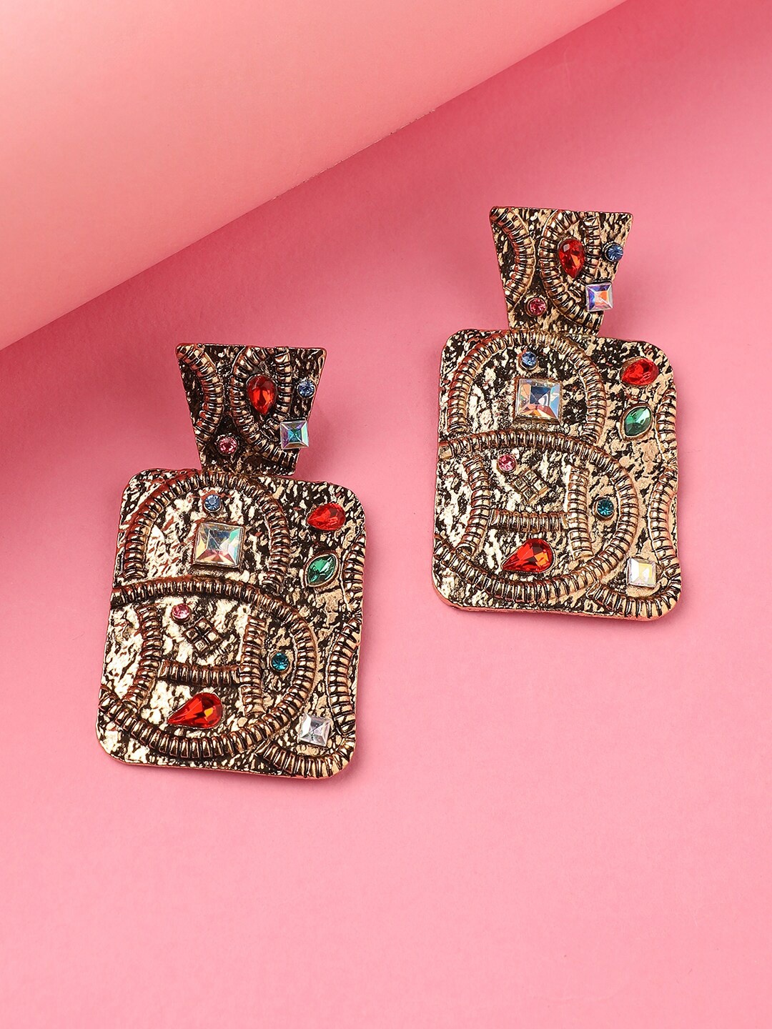 

DressBerry Gold-Plated Square Drop Earrings