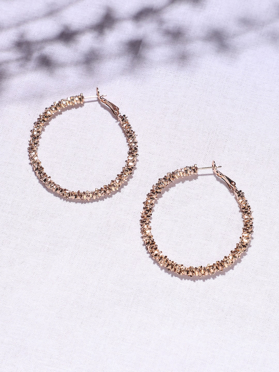 

DressBerry Gold Plated Hoop Earrings