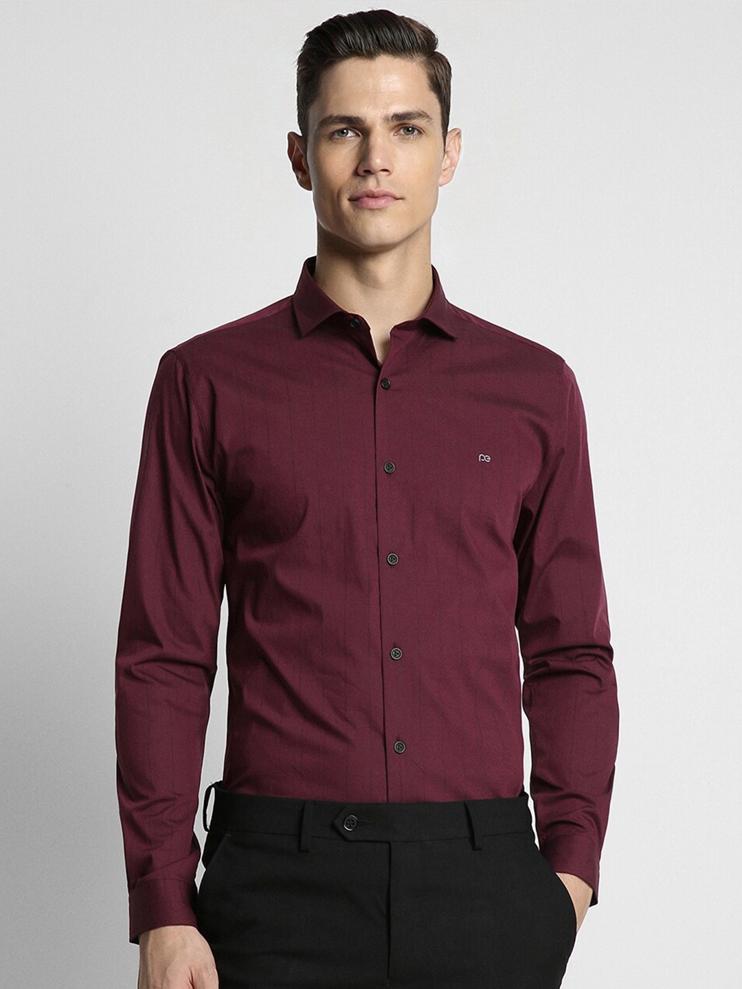 

Peter England Slim Fit Checked Formal Shirt, Maroon