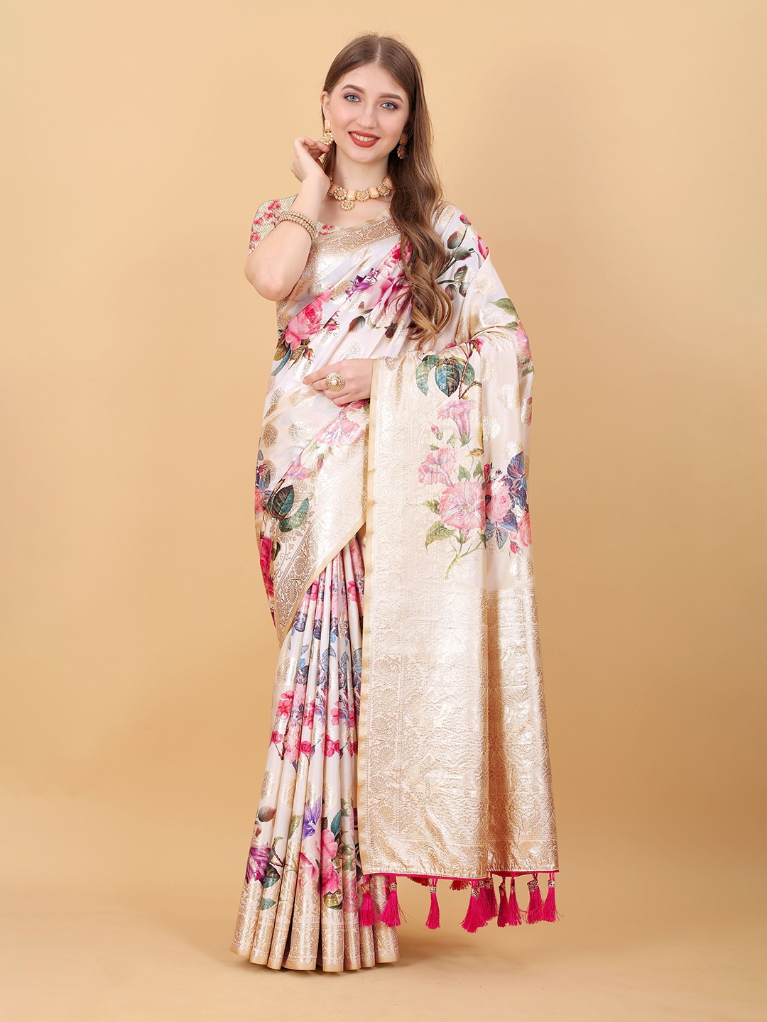 

NIWAA Floral Zari Pure Silk Mysore Silk Saree, Cream