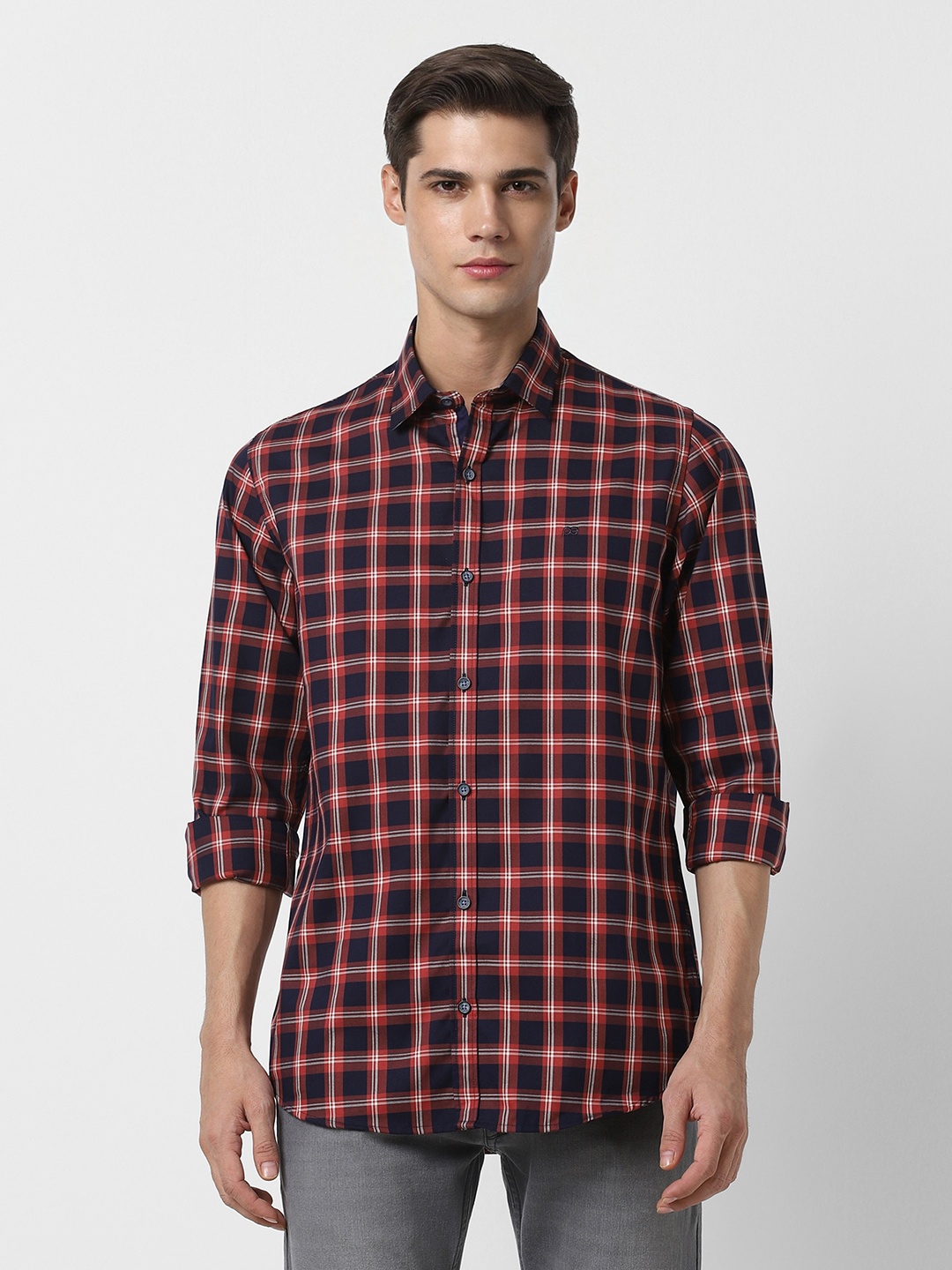 

Peter England Casuals Men Black Slim Fit Checked Casual Shirt