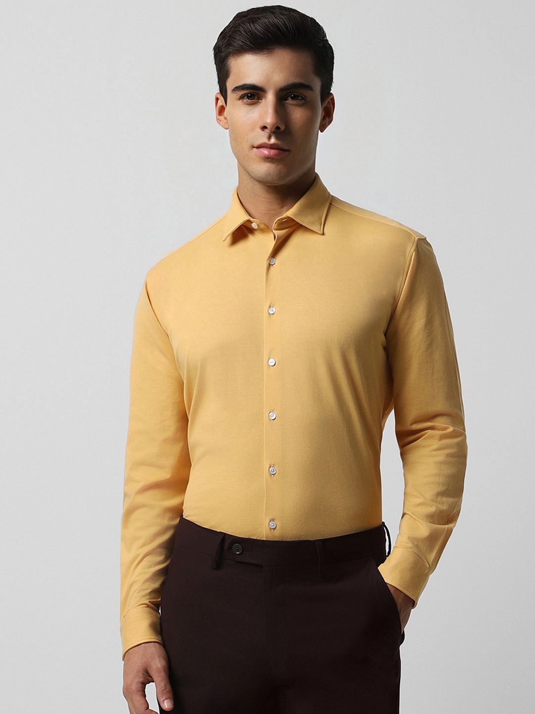 

Van Heusen Slim Fit Pure Cotton Formal Shirt, Yellow