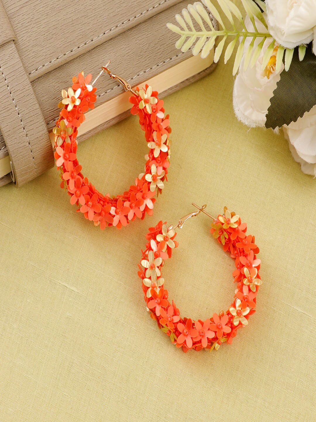 

UNIVERSITY TRENDZ Gold-Plated Beaded Floral Hoop Earrings