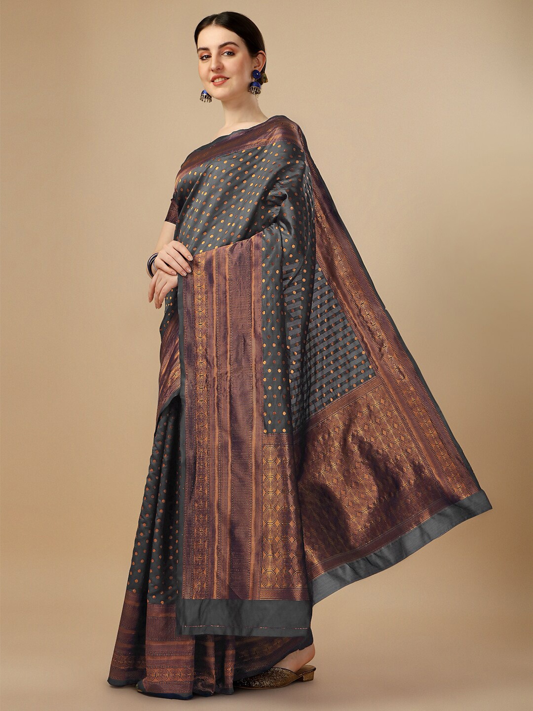 

Ashiya Fab Woven Design Ethnic Motifs Zari Kanjeevaram Saree, Grey