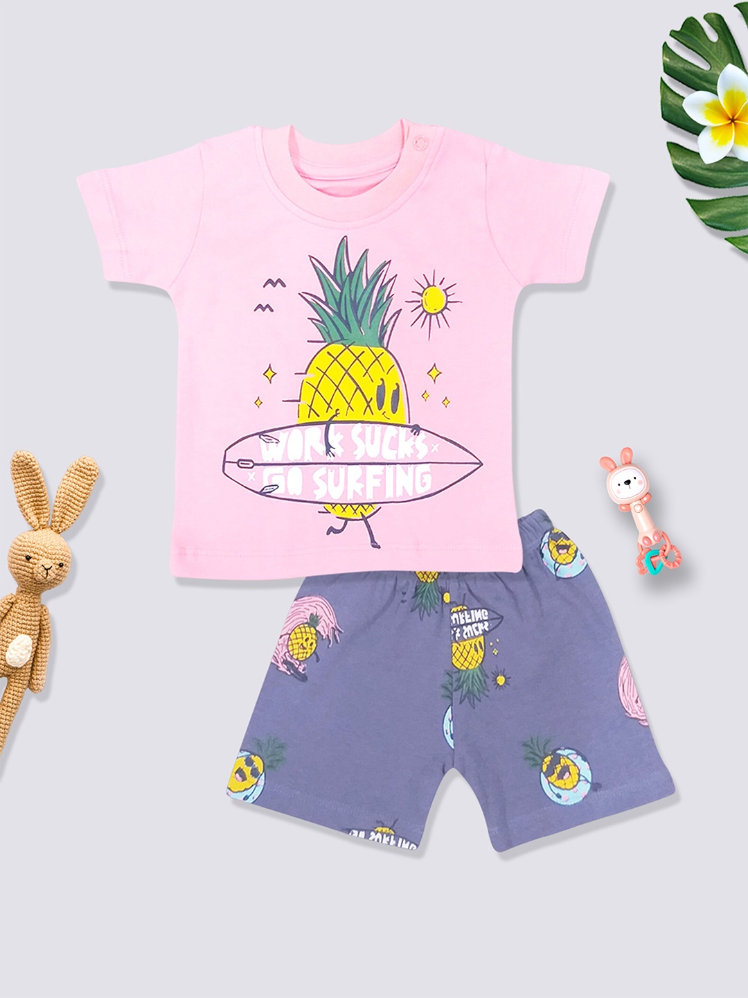 

Moms Love Infants Boys Printed Pure Cotton T-shirt with Shorts, Pink