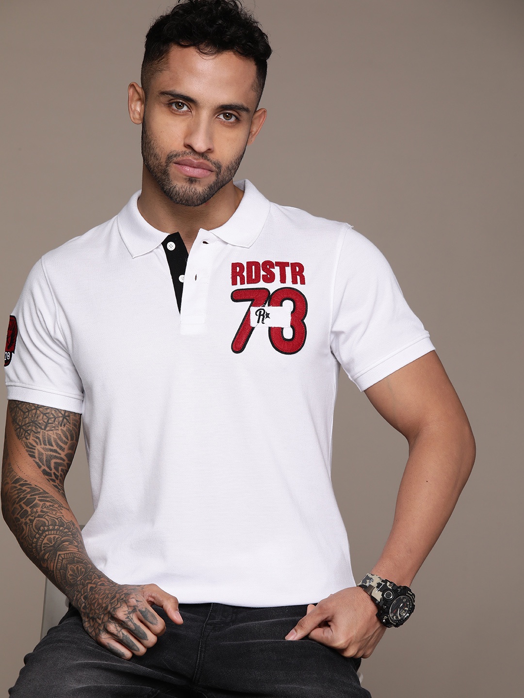 

Roadster Men Typography Embroidered Polo Collar T-shirt, White