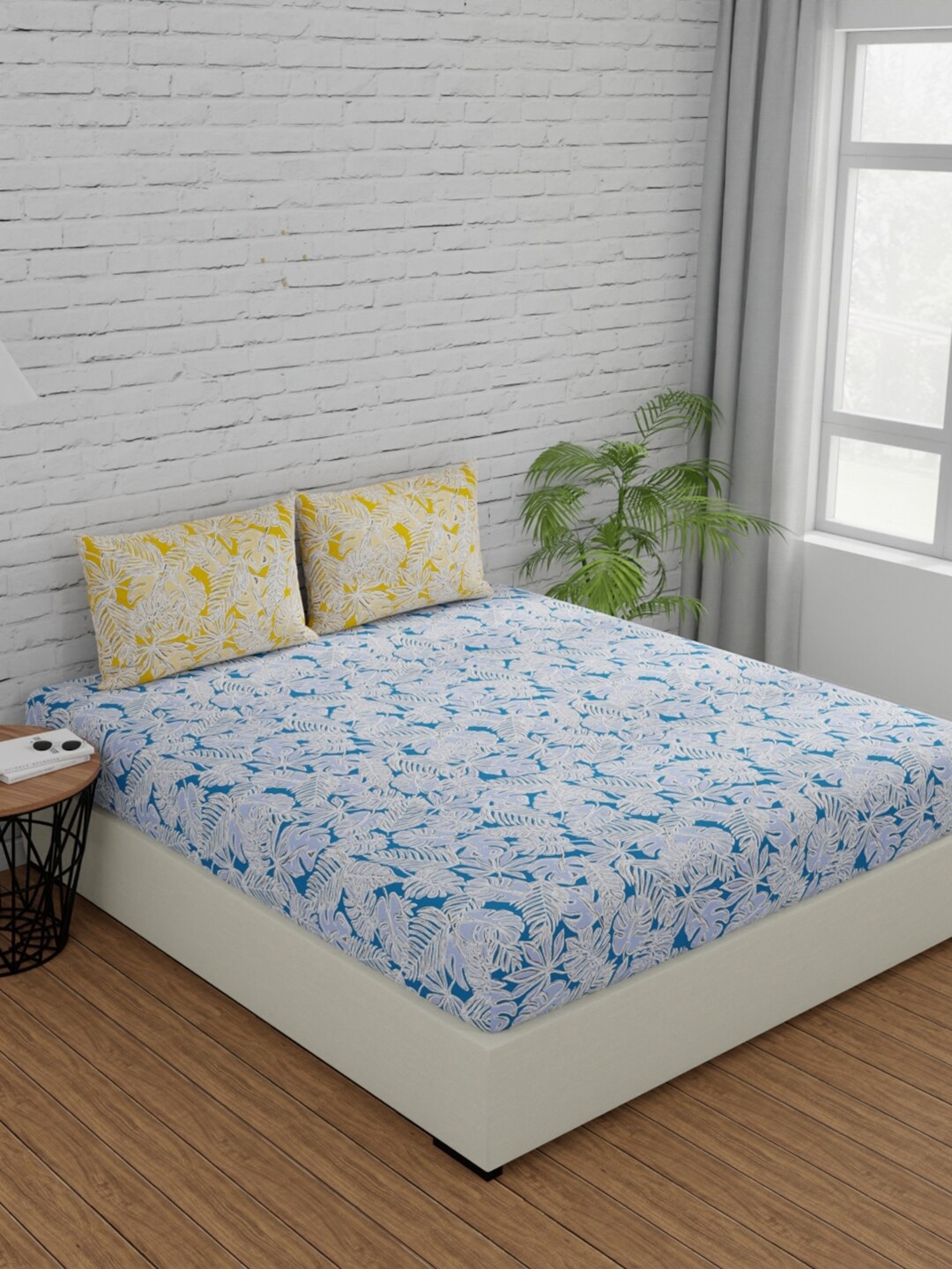 

Huesland Blue & Yellow Floral Cotton 144 TC King Bedsheet with 2 Pillow Covers
