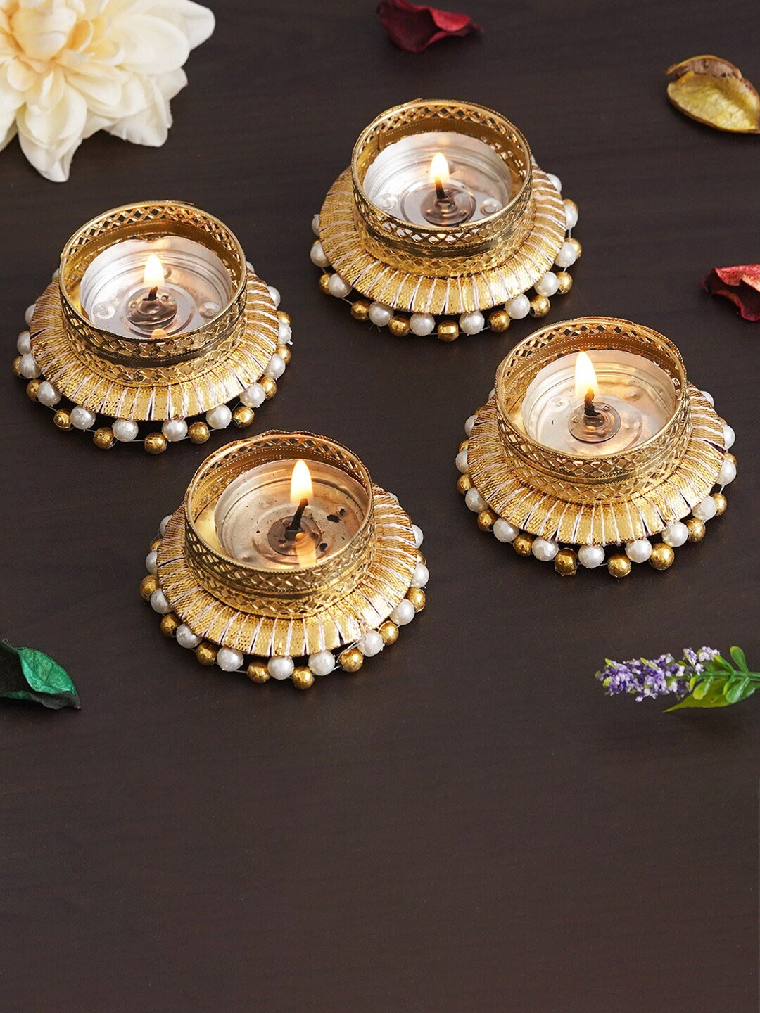 

eCraftIndia Gold Toned & White 4 Pieces Round Shaped Candle Holders