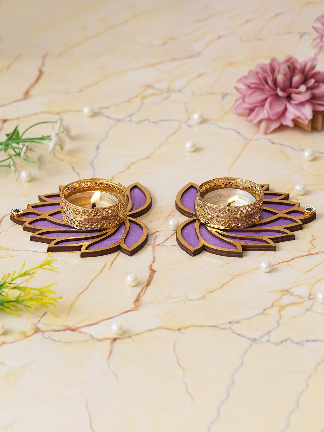 

eCraftIndia Gold Toned & Purple 2 Pieces Round Shaped Candle Holders